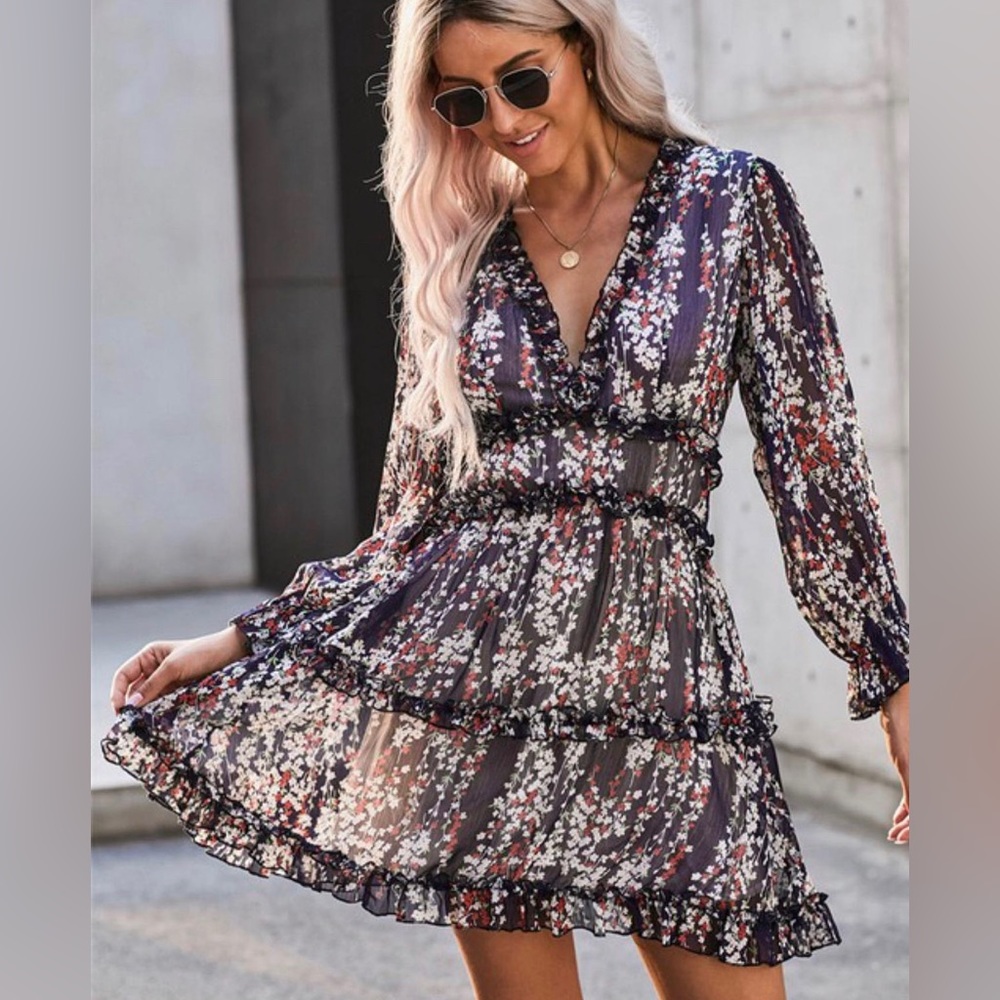 Super cute blue floral dress